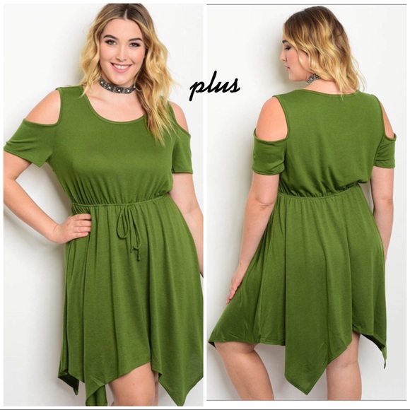 Dresses & Skirts - 🅿️Olive Green Cold Shoulder Dress 1X